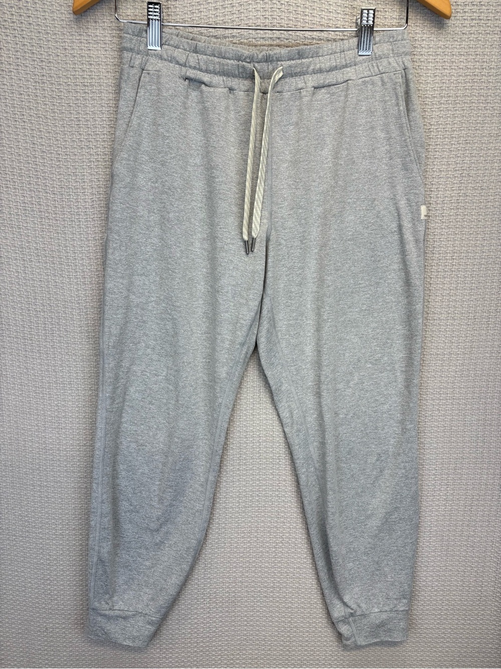 Vuori Performance Jogger Heather Gray DreamKnit Drawstring Sweatpants S VW303